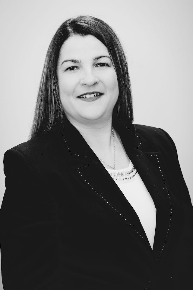 kirsty jones headshot